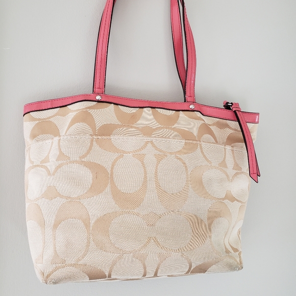 Coach Monogram Purse Coral - Picture 4 of 8